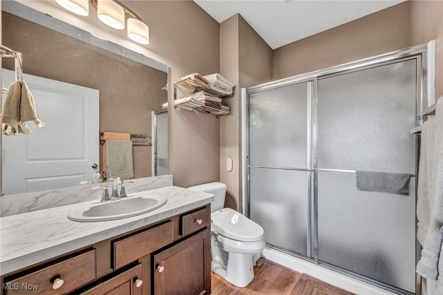 130 W Spring Drive, Elyria, OH 44035