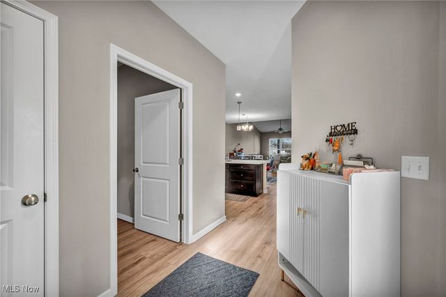 130 W Spring Drive, Elyria, OH 44035