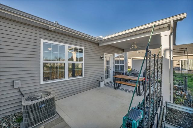 130 W Spring Drive, Elyria, OH 44035