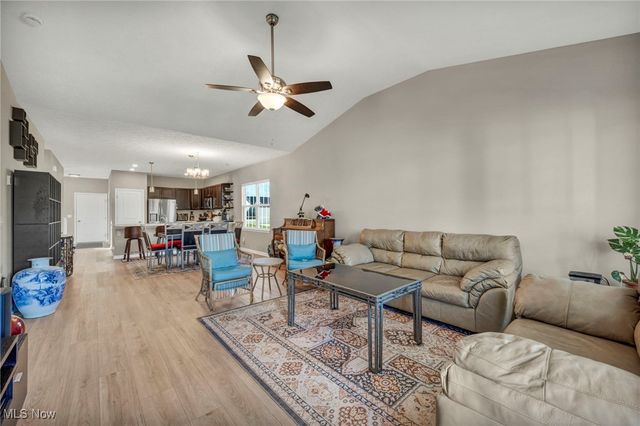 130 W Spring Drive, Elyria, OH 44035