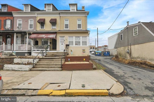 646 FERN AVE, Reading, PA 19611