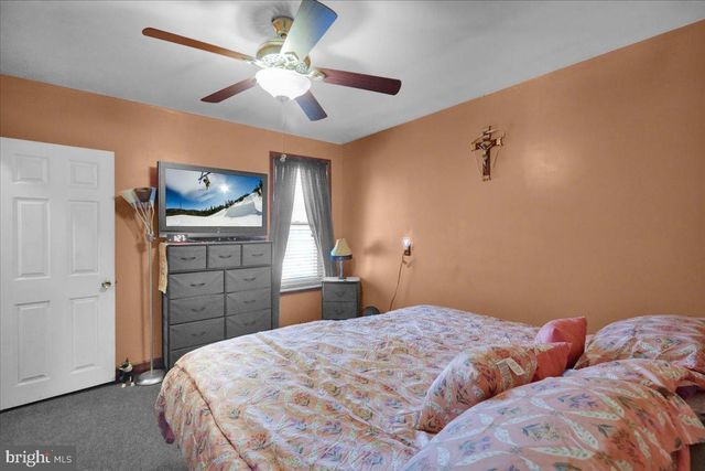 646 FERN AVE, Reading, PA 19611