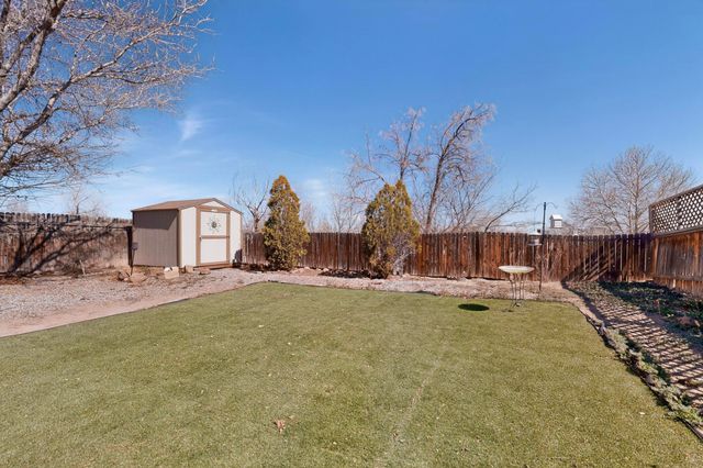 3114 Chama Meadows Drive NE, Rio Rancho, NM 87144