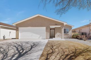 3114 Chama Meadows Drive NE, Rio Rancho, NM 87144