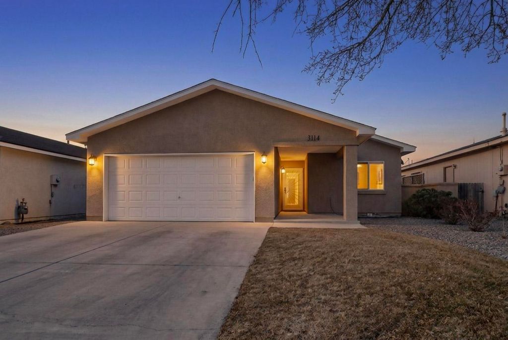 Image 2 of property listing at 3114 Chama Meadows Drive NE, Rio Rancho, NM 87144