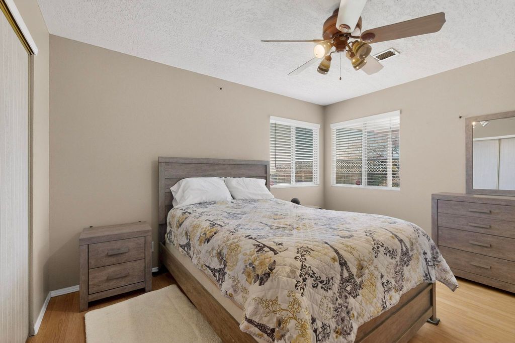 Image 23 of property listing at 3114 Chama Meadows Drive NE, Rio Rancho, NM 87144