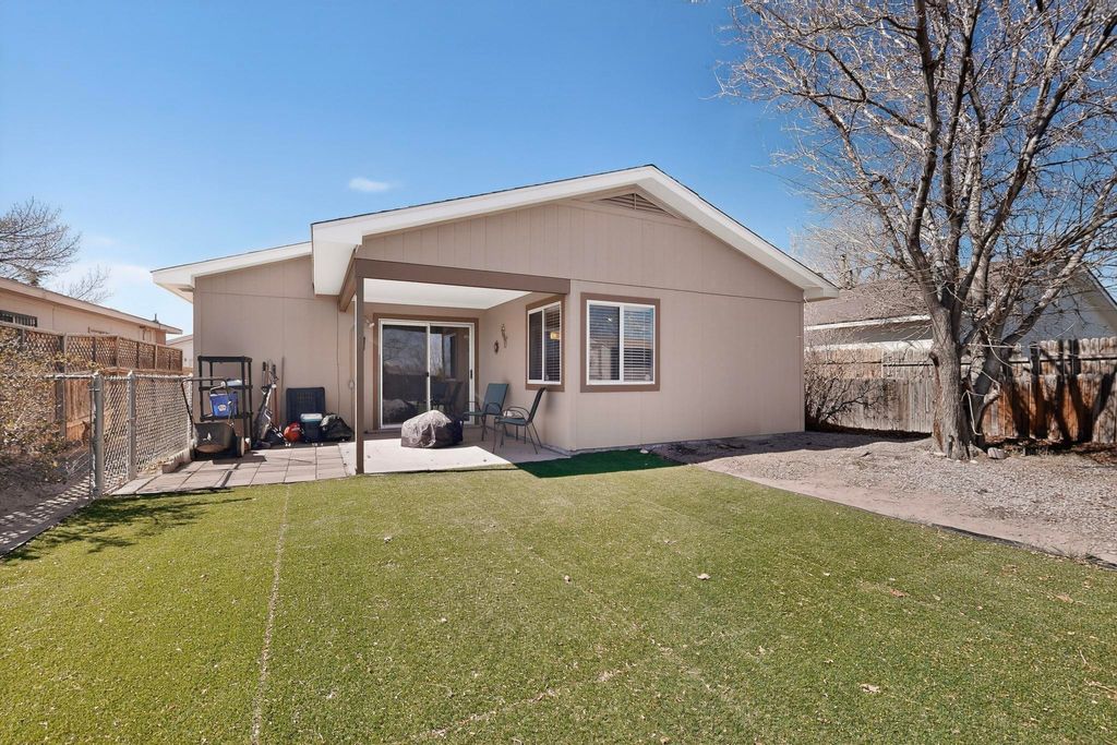 Image 26 of property listing at 3114 Chama Meadows Drive NE, Rio Rancho, NM 87144