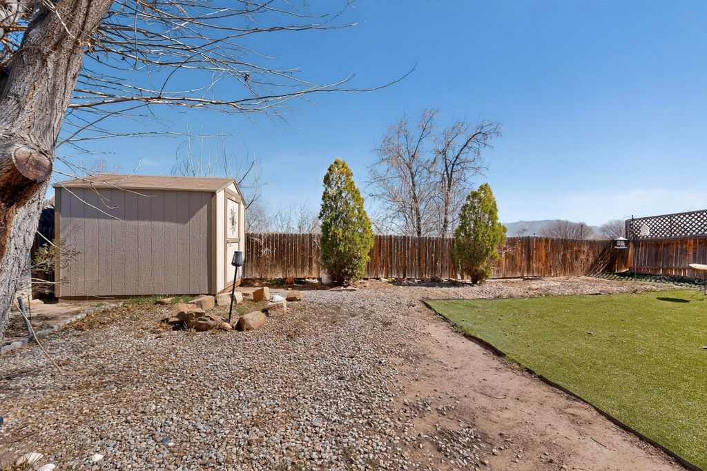 Image 30 of property listing at 3114 Chama Meadows Drive NE, Rio Rancho, NM 87144