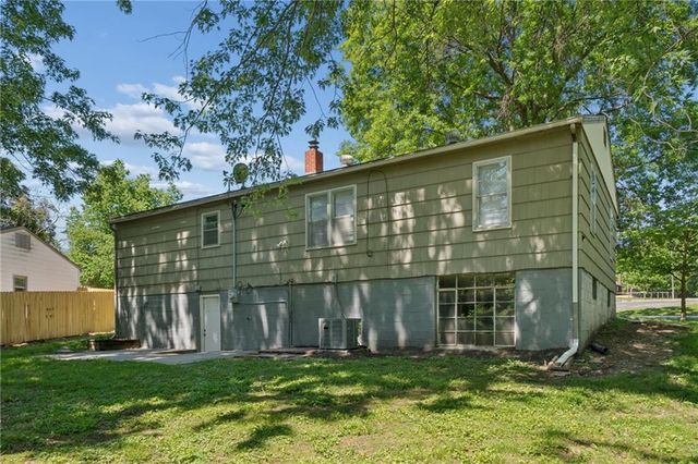 5809 Ralston Avenue, Raytown, MO 64133