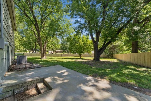 5809 Ralston Avenue, Raytown, MO 64133