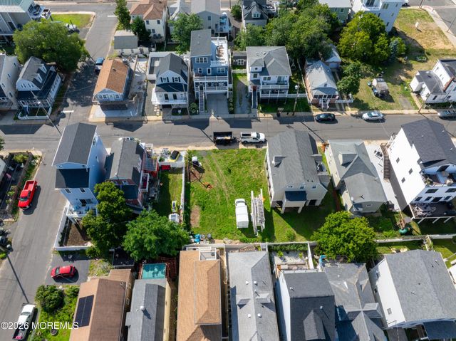 15 Barberie Avenue B, Highlands, NJ 07732