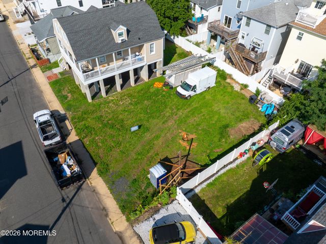 15 Barberie Avenue B, Highlands, NJ 07732