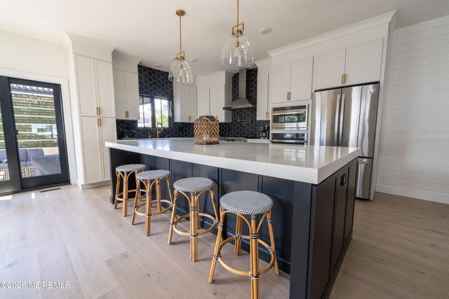 15 Barberie Avenue B, Highlands, NJ 07732