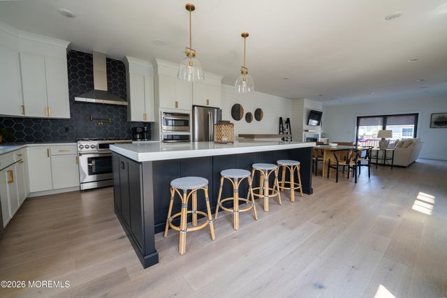 15 Barberie Avenue B, Highlands, NJ 07732
