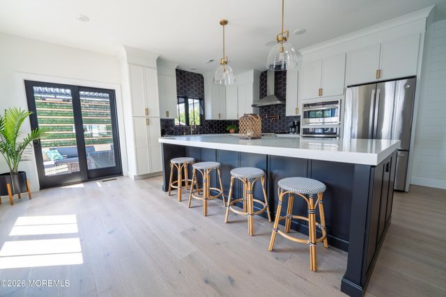 15 Barberie Avenue B, Highlands, NJ 07732