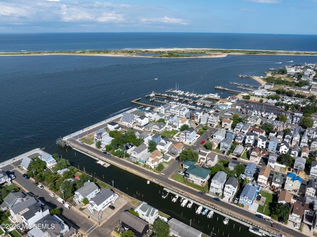 15 Barberie Avenue B, Highlands, NJ 07732