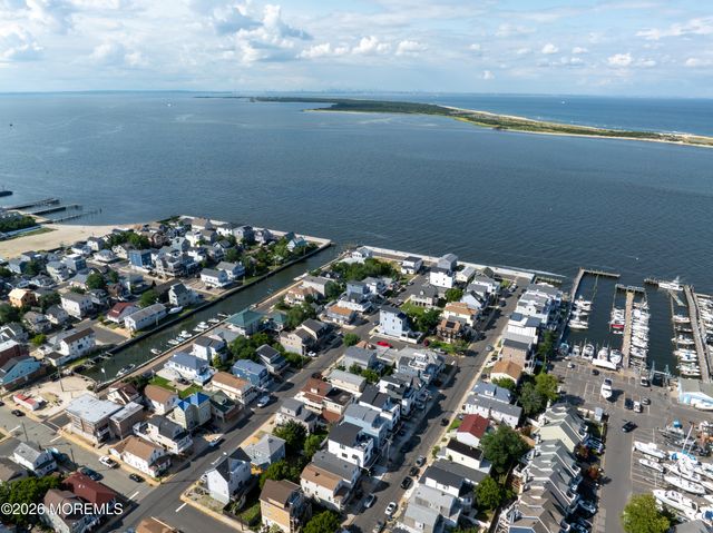 15 Barberie Avenue B, Highlands, NJ 07732
