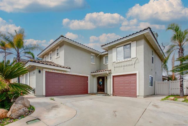 10394 Valley Waters Dr, Spring Valley, CA 91978