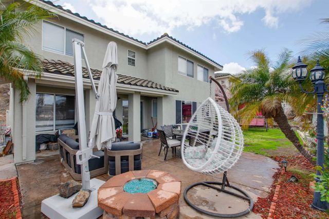 10394 Valley Waters Dr, Spring Valley, CA 91978