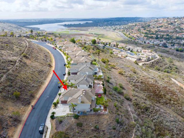10394 Valley Waters Dr, Spring Valley, CA 91978