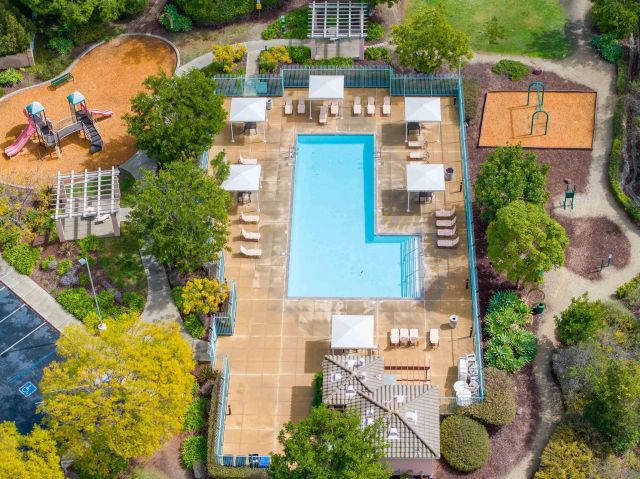 10394 Valley Waters Dr, Spring Valley, CA 91978