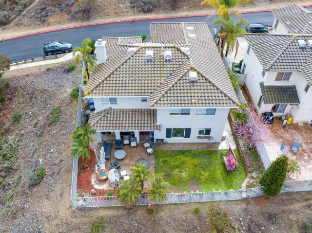 10394 Valley Waters Dr, Spring Valley, CA 91978