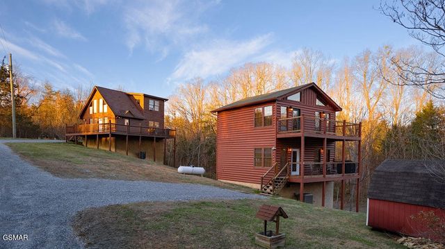 1220 Sugar Loaf Road, Sevierville, TN 37876