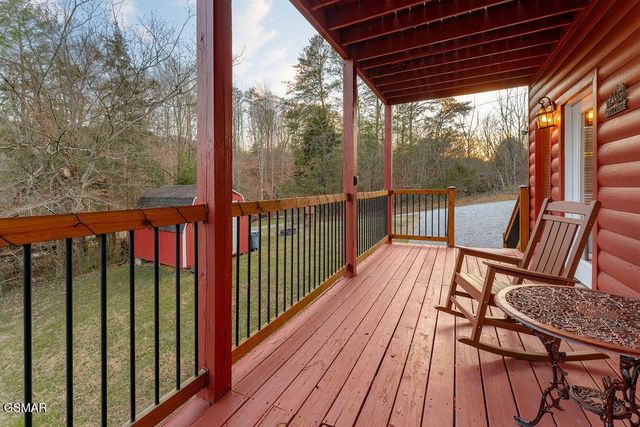 1220 Sugar Loaf Road, Sevierville, TN 37876