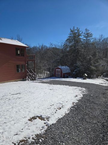 1220 Sugar Loaf Road, Sevierville, TN 37876