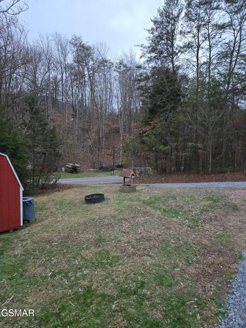 1220 Sugar Loaf Road, Sevierville, TN 37876