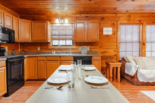 1220 Sugar Loaf Road, Sevierville, TN 37876