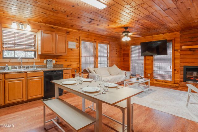 1220 Sugar Loaf Road, Sevierville, TN 37876
