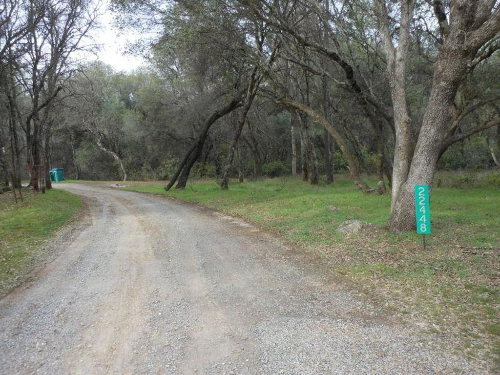 22448 Jennifer Dr, Grass Valley, CA 95949