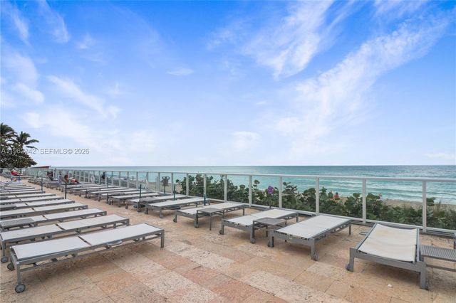 19201 Collins Avenue 439, Sunny Isles Beach, FL 33160