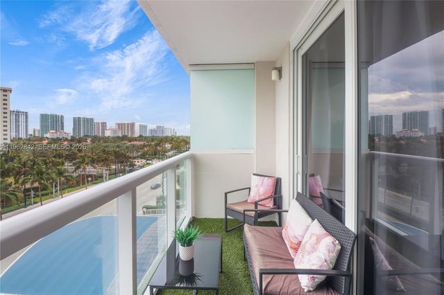 19201 Collins Avenue 439, Sunny Isles Beach, FL 33160