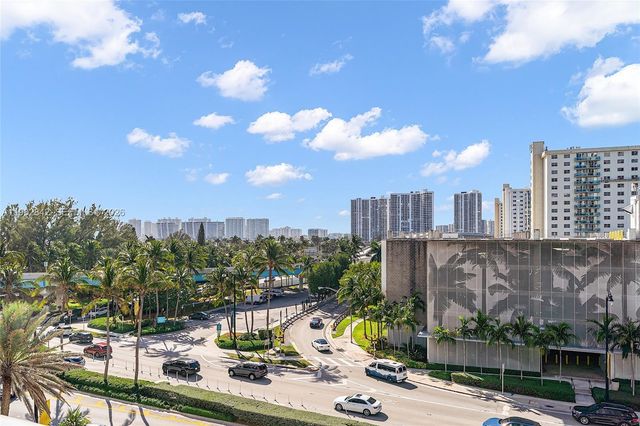 19201 Collins Avenue 439, Sunny Isles Beach, FL 33160