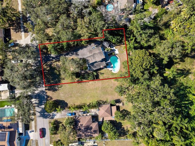 4712 E TEMPLE HEIGHTS ROAD, Tampa, FL 33617