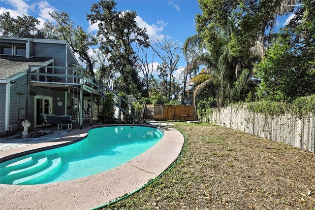 4712 E TEMPLE HEIGHTS ROAD, Tampa, FL 33617