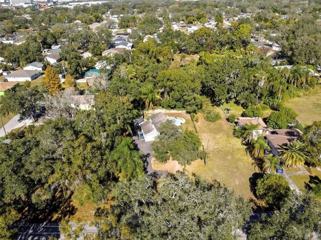 4712 E TEMPLE HEIGHTS ROAD, Tampa, FL 33617