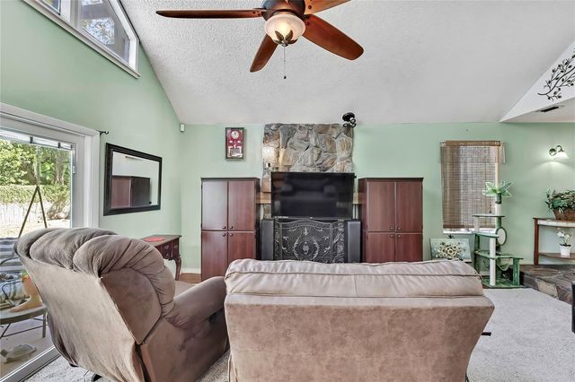 4712 E TEMPLE HEIGHTS ROAD, Tampa, FL 33617