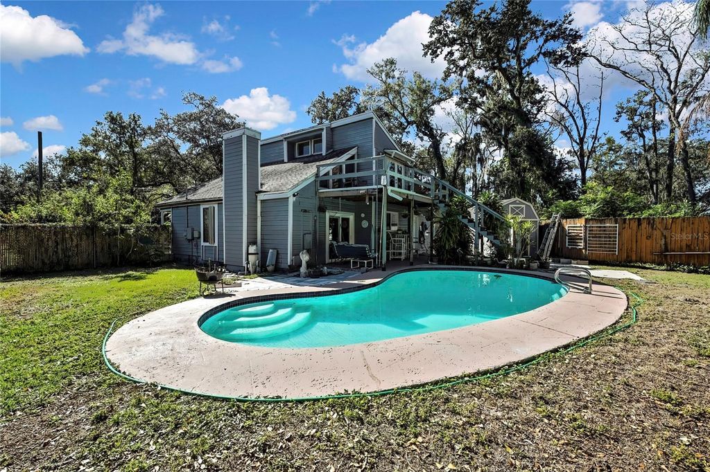 4712 E TEMPLE HEIGHTS ROAD, Tampa, FL 33617