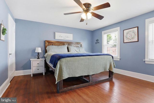 309 W WALNUT ST, Hanover, PA 17331