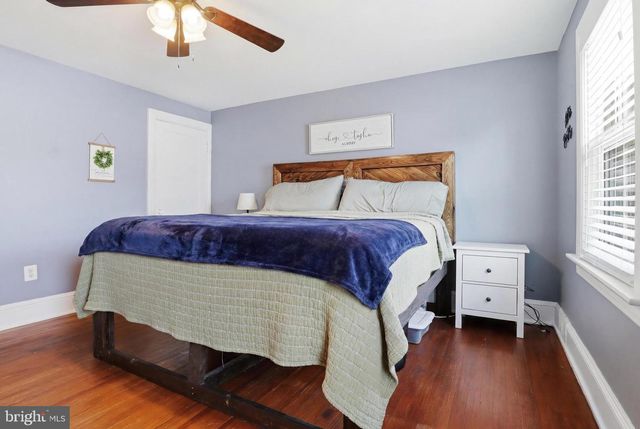 309 W WALNUT ST, Hanover, PA 17331
