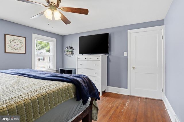 309 W WALNUT ST, Hanover, PA 17331