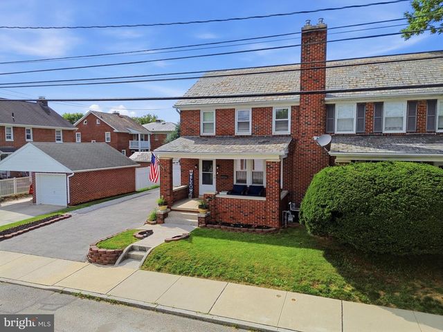 309 W WALNUT ST, Hanover, PA 17331