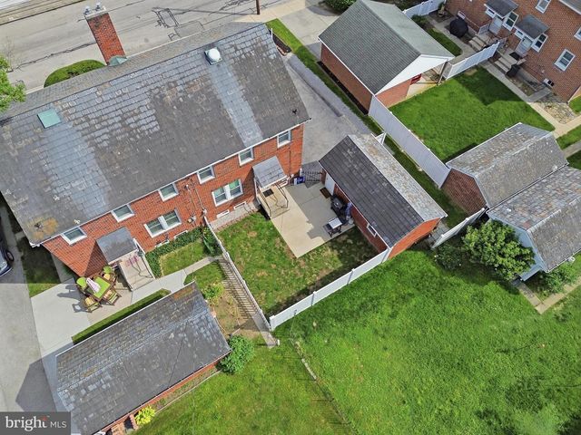309 W WALNUT ST, Hanover, PA 17331