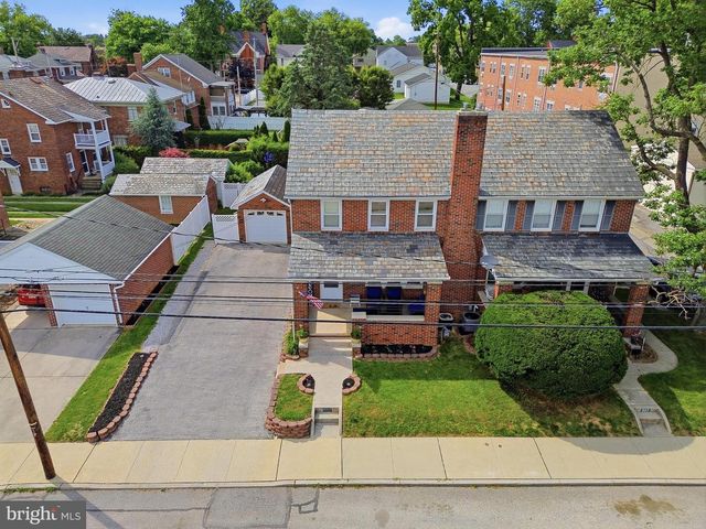 309 W WALNUT ST, Hanover, PA 17331