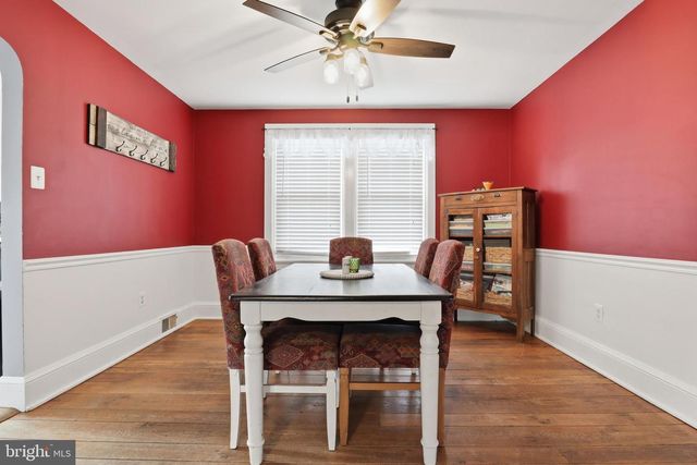 309 W WALNUT ST, Hanover, PA 17331