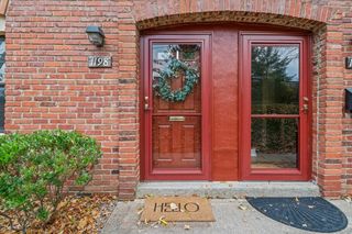 1198 Pennsbury Blvd, Pennsbury, PA 15205