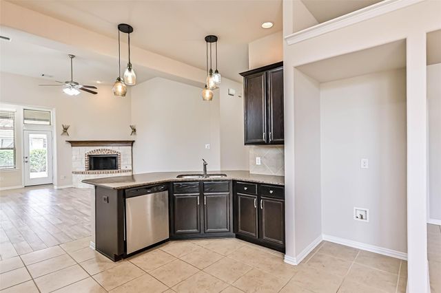 6158 Flint Court, League City, TX 77573